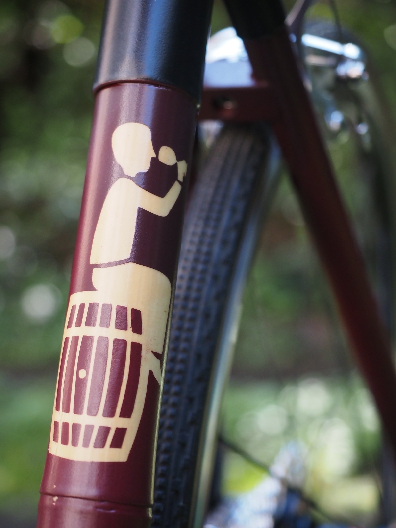 Owner identity painted on seat tube